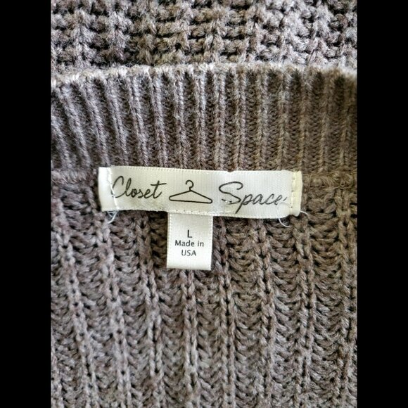Closet Space Cardigan (Size L) - Picture 4 of 5